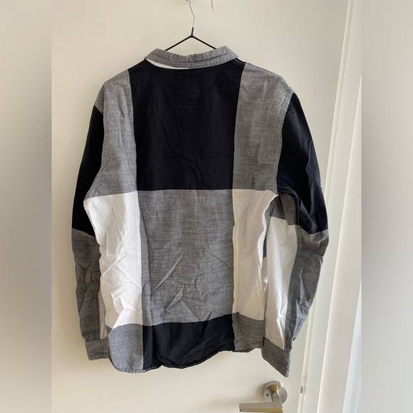 Guess Casual Squared Shirt - Picture 2 of 3